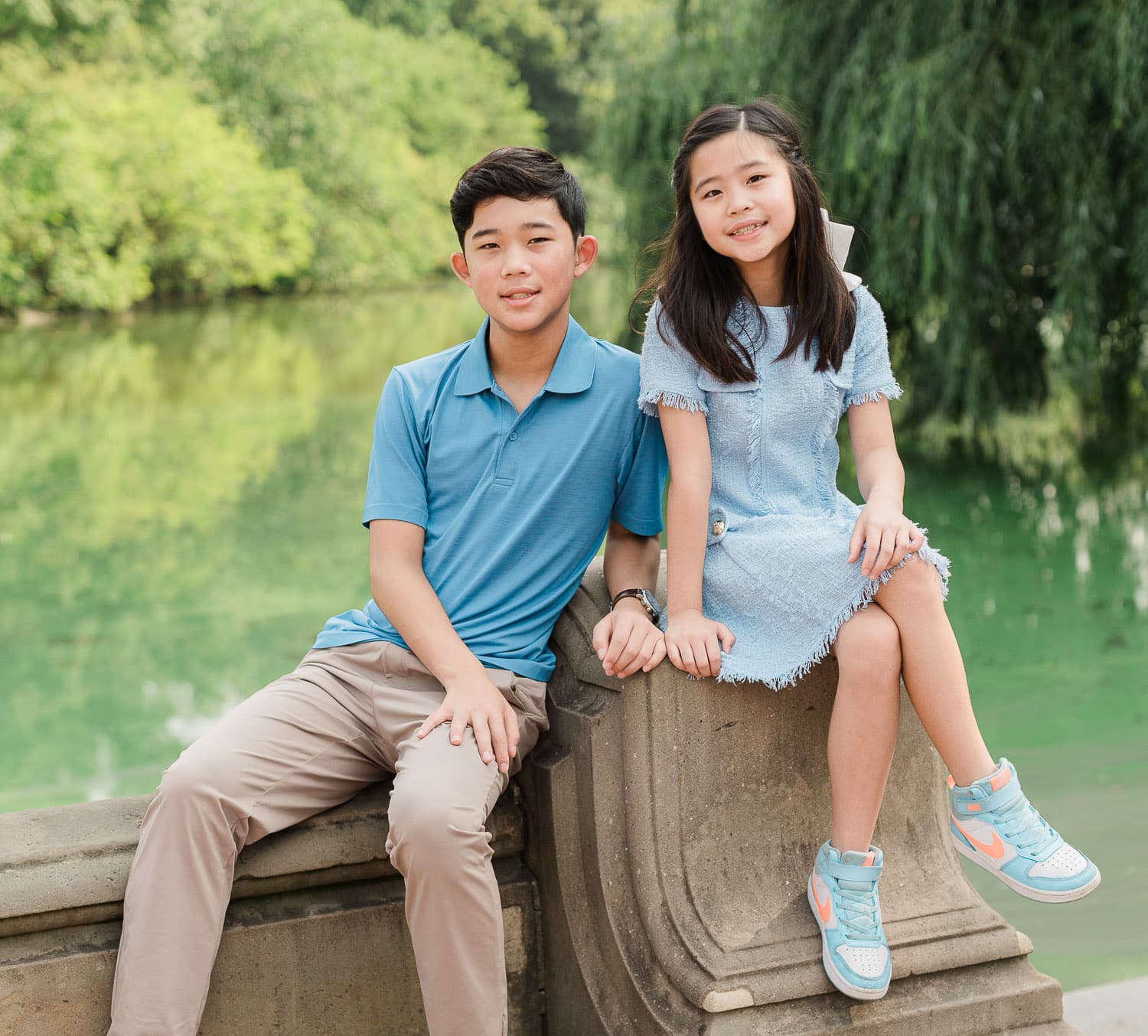 NYC family photographer capturing children during Central Park photo session